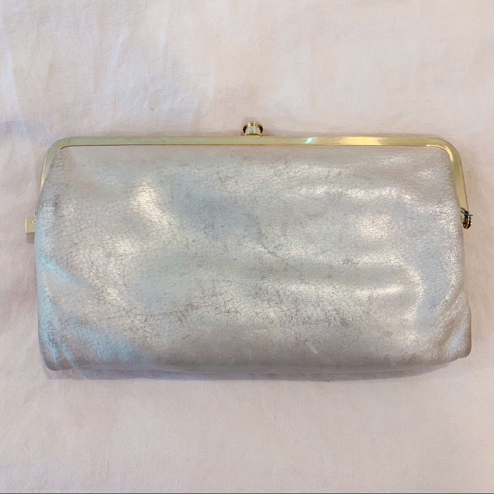 HOBO Lauren Clutch Wallet